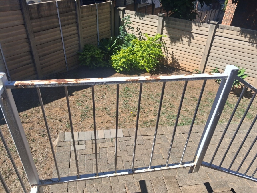 To Let 2 Bedroom Property for Rent in Langenhovenpark Free State